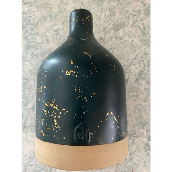 Hearth & Hand with Magnolia Green Speckled Gold Stoneware Vase - Picture 3 of 9